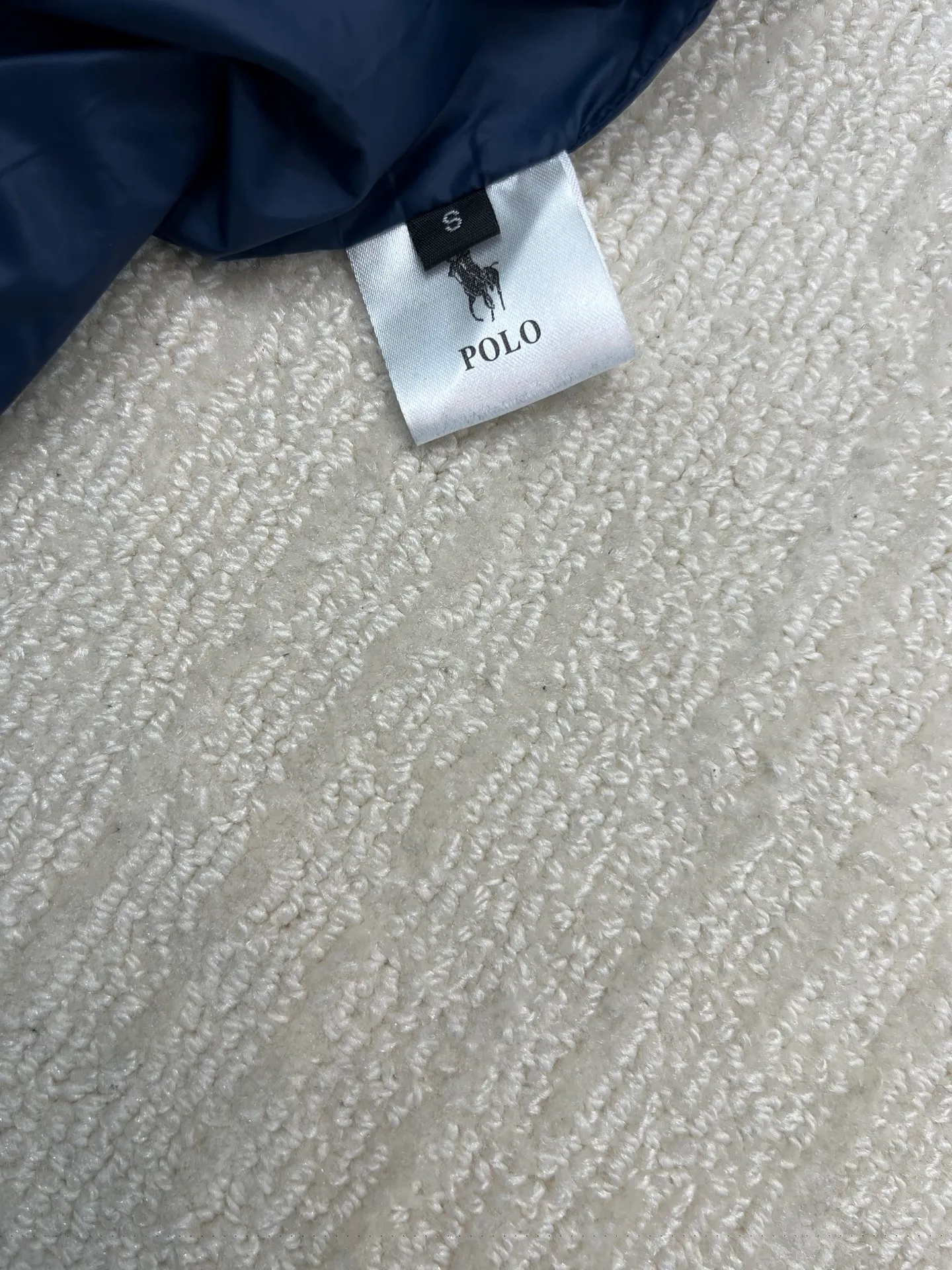 P350 Ralph Lauren logo embroidered diamond plaid corduroy cotton jacket. Exquisite small logo embroidery on the chest, corduroy color-blocked lapels, pocket design showing details, customized accessories, complete with three standards. Size: S M L XL